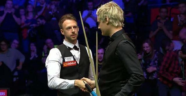 应该保持谨 应该保持谨