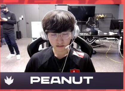 点亮了整个 点亮了整个