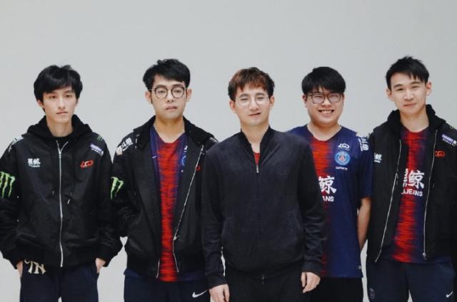 防守端崩盘 防守端崩盘